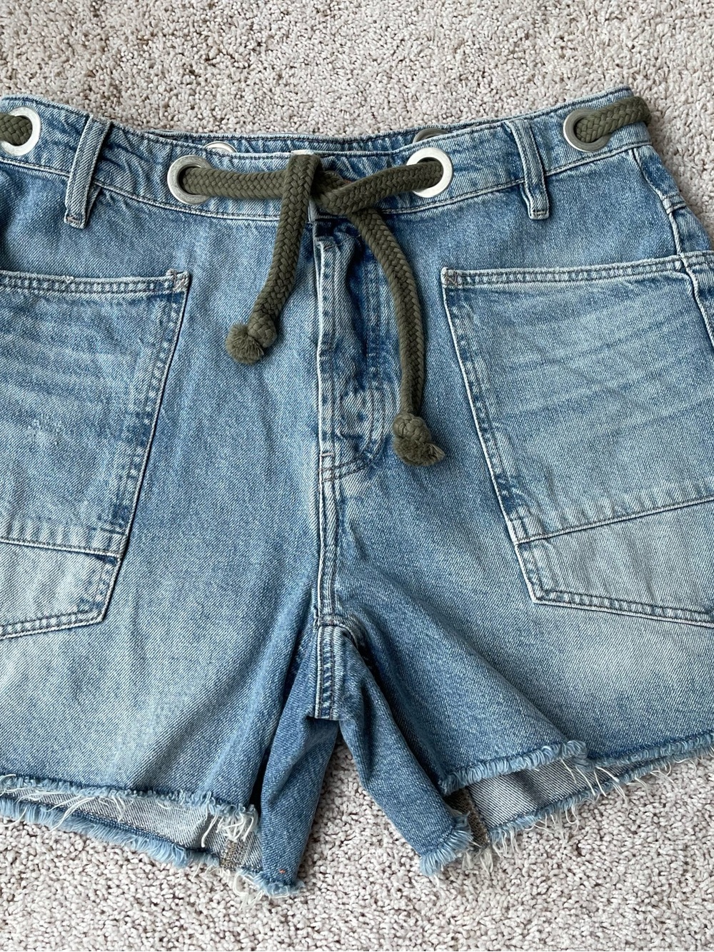 NWOT Free People Moxie Denim shorts size 30